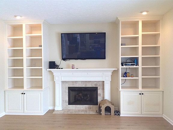 5th image of 8911 Hearthstone Dr