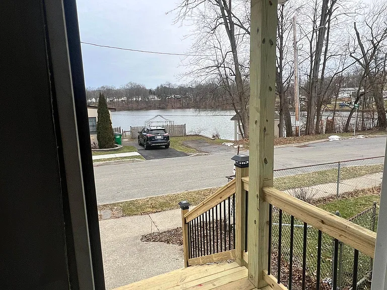 1 Brown Ave #A — Photo 7