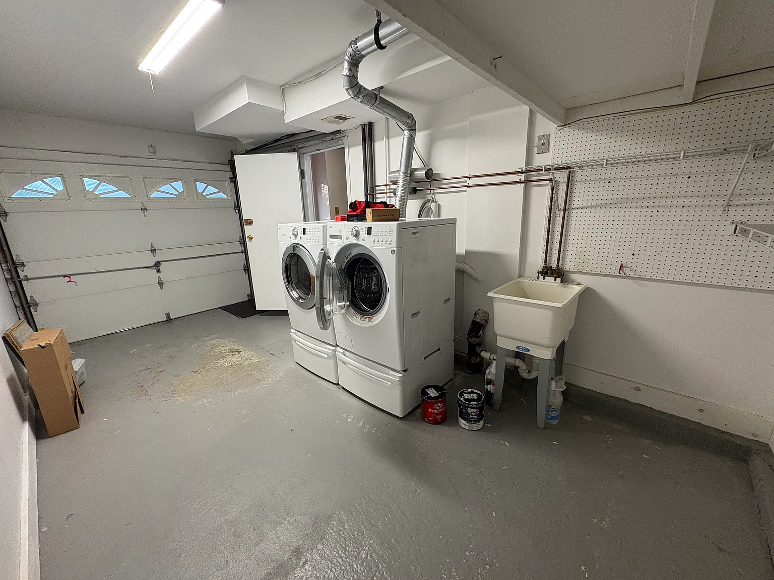 2 bed, 1300 sqft, $3,000 — Photo 4