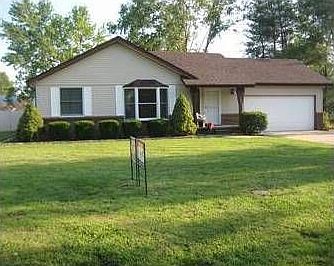 1st image of 505 Canary Ln
