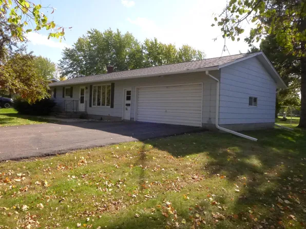 167 W Humble Ave, Ellsworth, WI 54011