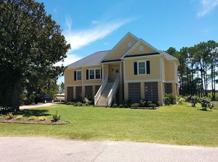 255 Little Oak Island Dr, Folly Beach, SC 29439