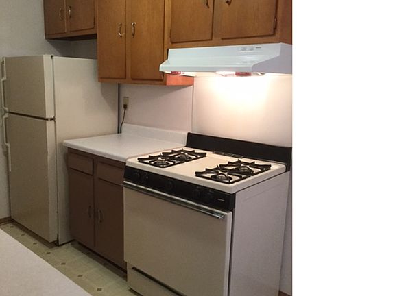 4th image of 8330 N 46th St APT 117
