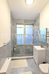 Rented by Peter Ashe