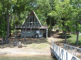 686 Woodland Dr, Climax Springs, MO 65324
