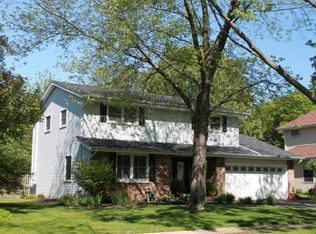 1533 Killdeer Dr, Naperville, IL 60565