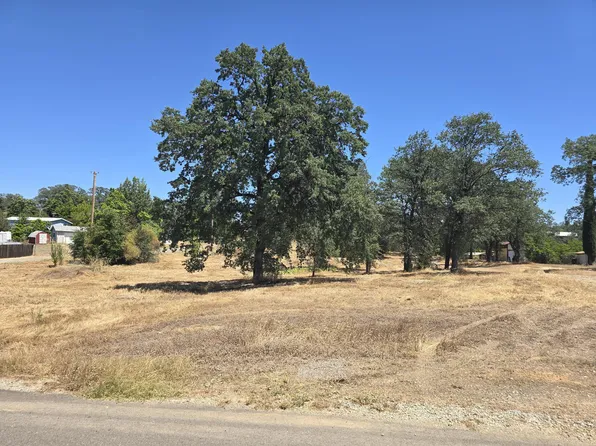 5420 Webster St, Shasta Lake, CA 96019