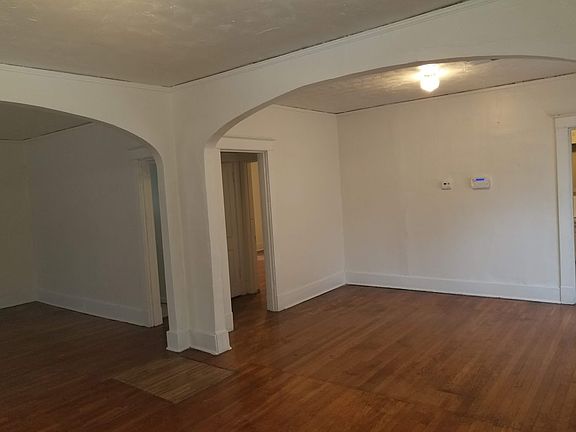 5th image of 386 Bullington Ave