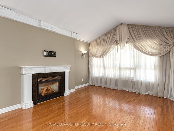 2nd image of 40 Sunnycrest Rd