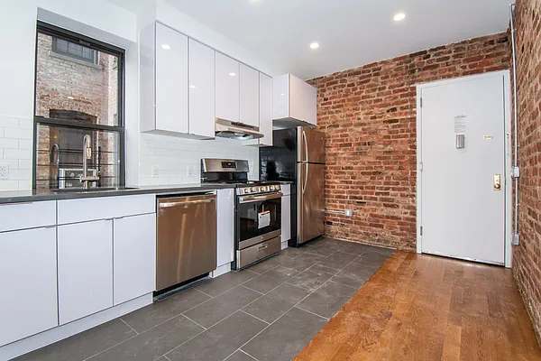Rented by Bohemia Realty Group | media 3