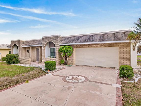 2nd image of 1529 Allegheny Dr