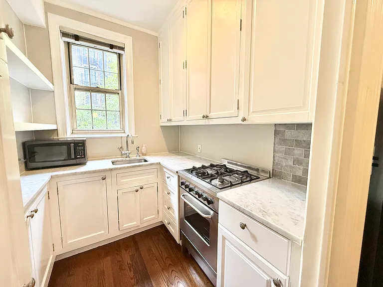 145 Hicks St #A23 — Photo 11