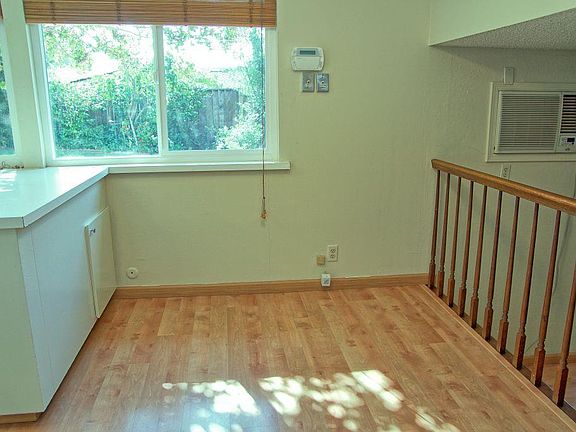 5th image of 2192 Fairmont Ct