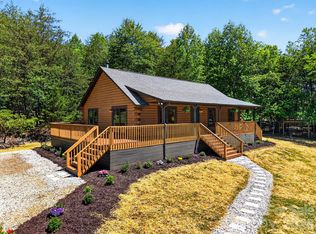 443 Cascades Pkwy, Nebo, NC 28761