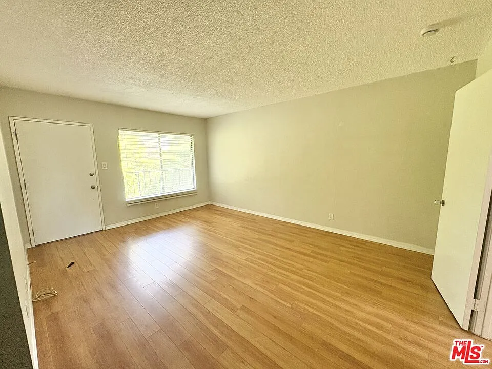 1 bed, 1.0 bath, 600 sqft, $2,650 — Photo 2