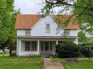 104 Santa Fe St, Virgil, KS 66870