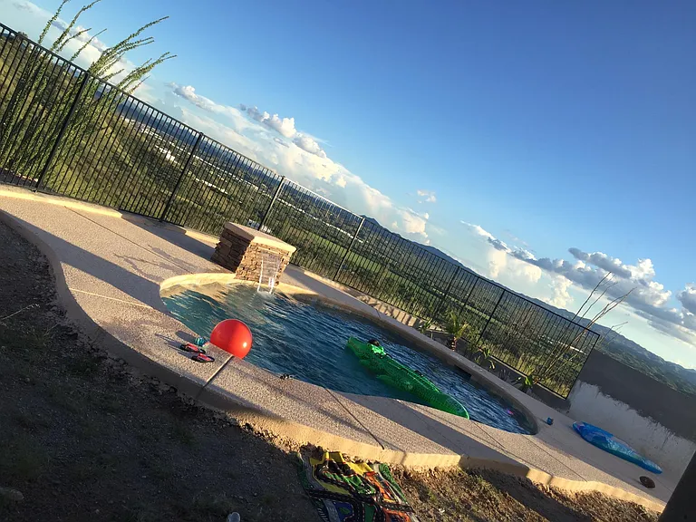 307 Valley View Dr — Photo 14