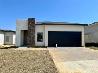 1608 Fresnillo Dr, Laredo, TX 78046