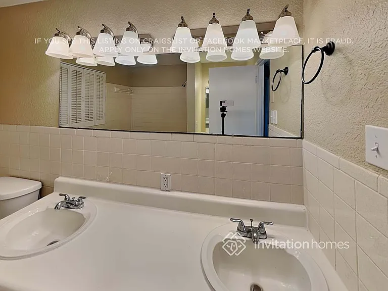 14298 Hetrick Cir S — Photo 17