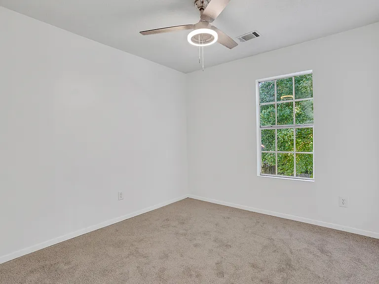 6308 E Windsor Ln — Photo 16