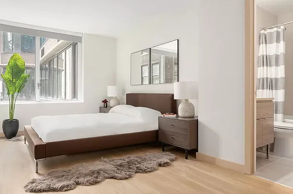 Rented by Greystar | media 26