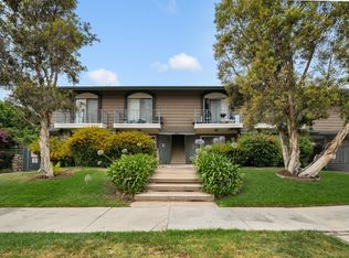 18561 Prairie St #8, Northridge, CA 91324