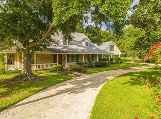 20162 Lovers Ln, Long Beach, MS 39560