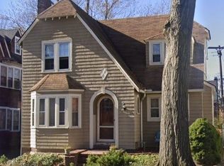 3556 Avalon Rd, Shaker Heights, OH 44120