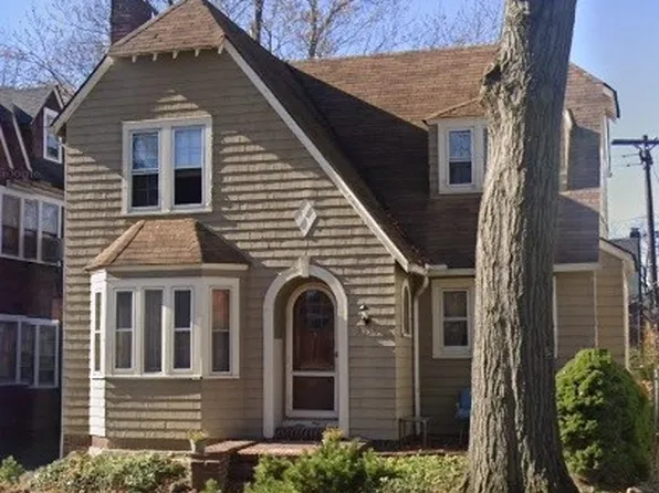 3556 Avalon Rd, Shaker Heights, OH 44120