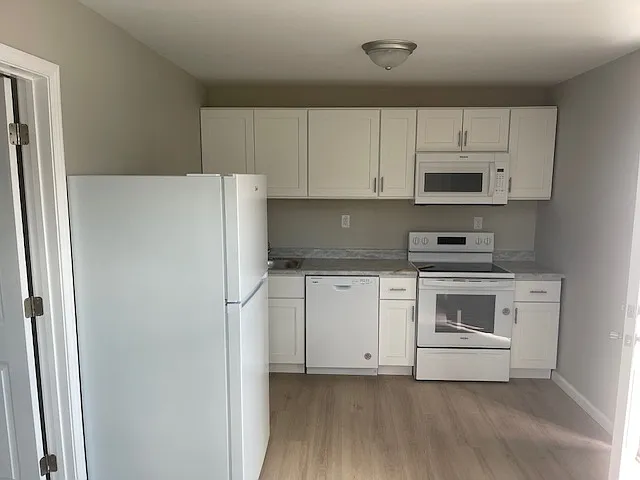 607 E Main St #1 — Photo 6