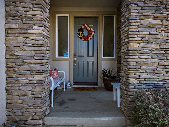 3rd image of 34099 Dianthus Ln