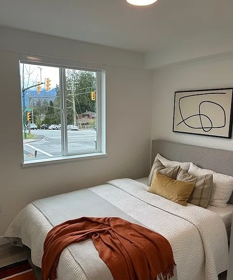 750 Robinson St — Photo 11