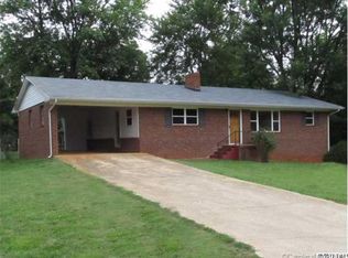 117 Hodge Ln, Statesville, NC 28677