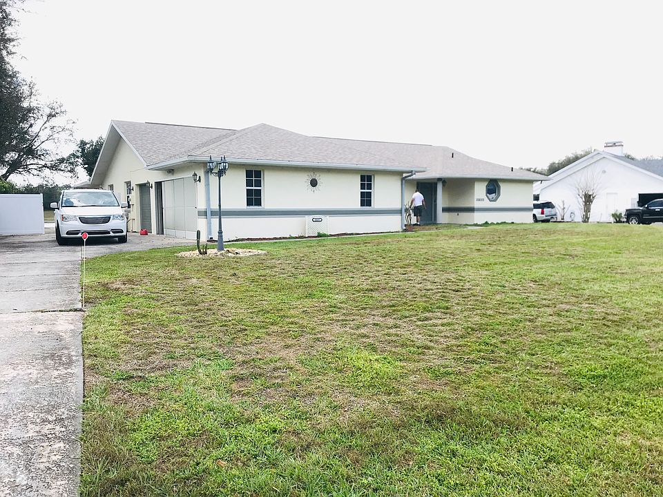 1st image of 1017 Country Lake Cir