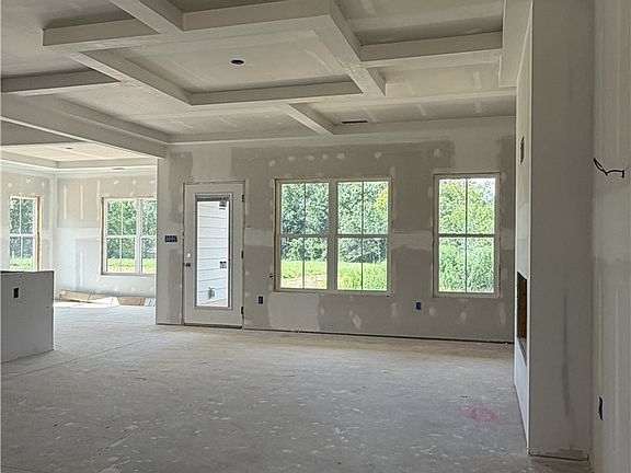 3rd image of 6645 River Rd