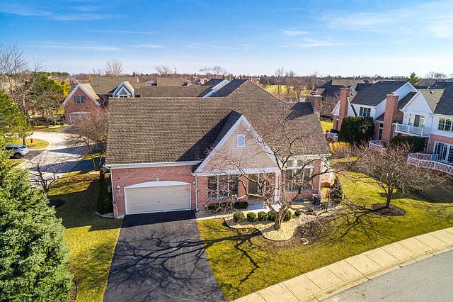 1st image of 1501 Greenbriar Pl #1501
