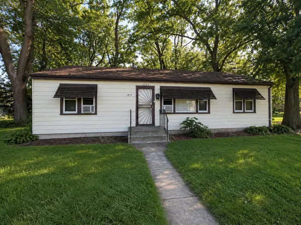 1819 167th St, Hazel Crest, IL 60429