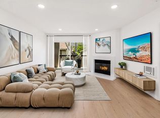 7758 Caminito Encanto Unit 204, Carlsbad, CA 92009
