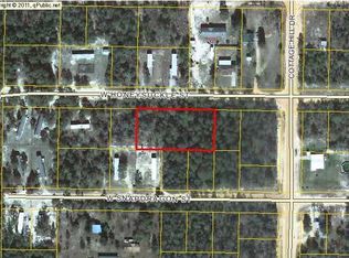 E Honeysuckle St, Defuniak Springs, FL 32433