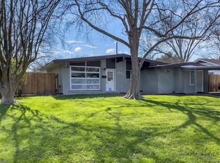 403 W Sunnyside St, Houston, TX 77091