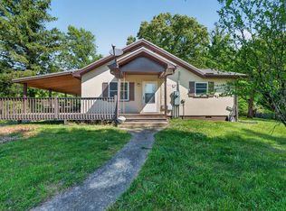 287 Middle Skeenah Rd, Franklin, NC 28734