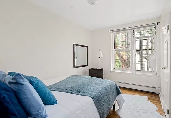 5th image of 470 Convent Ave #32