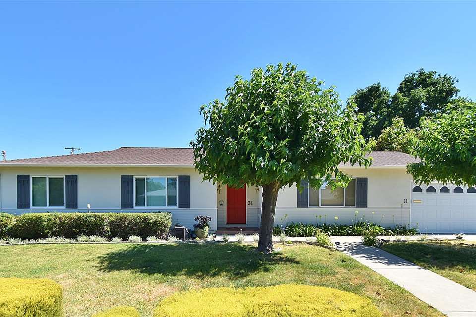 2nd image of 31 Audrey Ln
