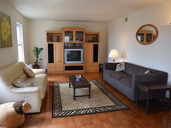 3rd image of 421 Carrollwood Dr #421