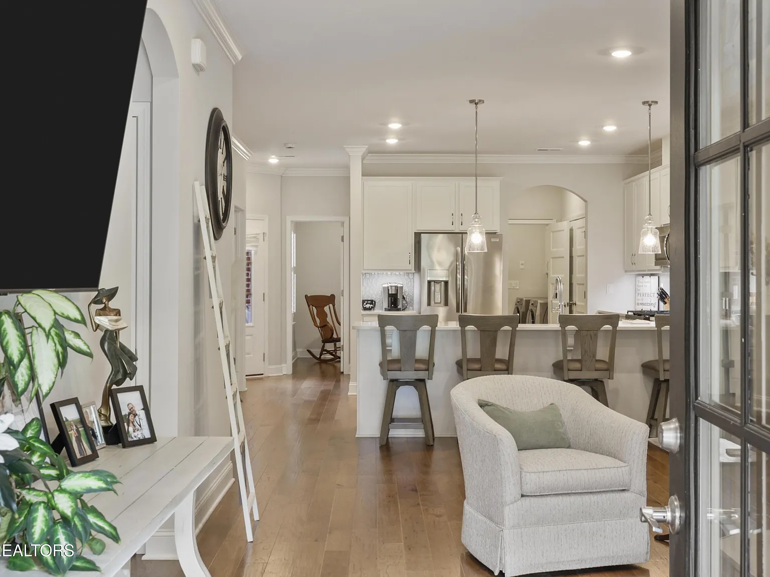 2 bed, 1410 sqft, $2,750 — Photo 3