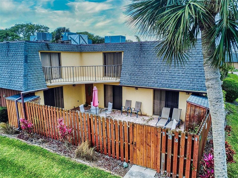 1st image of 133 CEDAR DUNES DRIVE