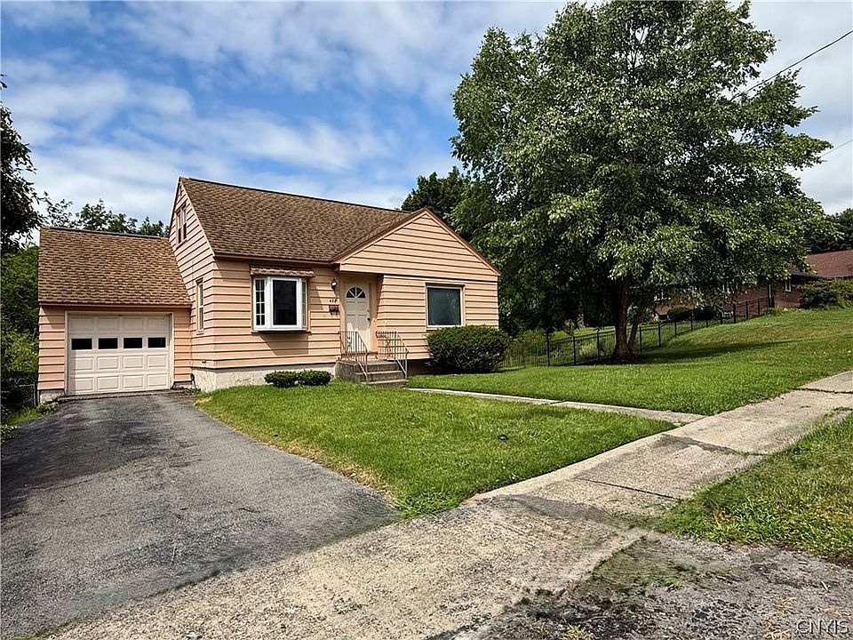 1st image of 428 Buckingham Ave