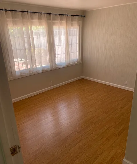 1364 Keoncrest Ave — Photo 9