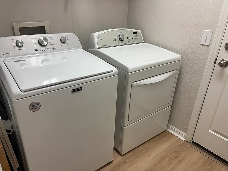 17608 Glenapp Dr — Photo 10