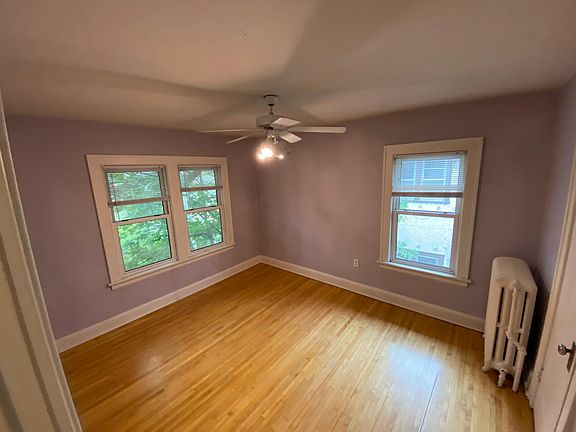3rd image of 1952 Saint Clair Ave #2